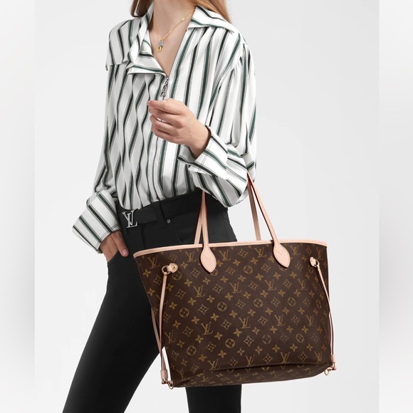 Louis Vuitton Handbags - Louis Vuitton Neverfull MM